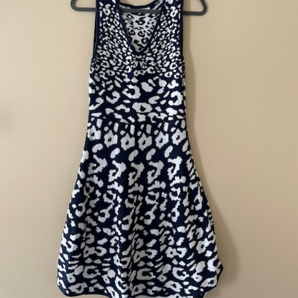 Wendy Williams reversible dress. size M Navy and white